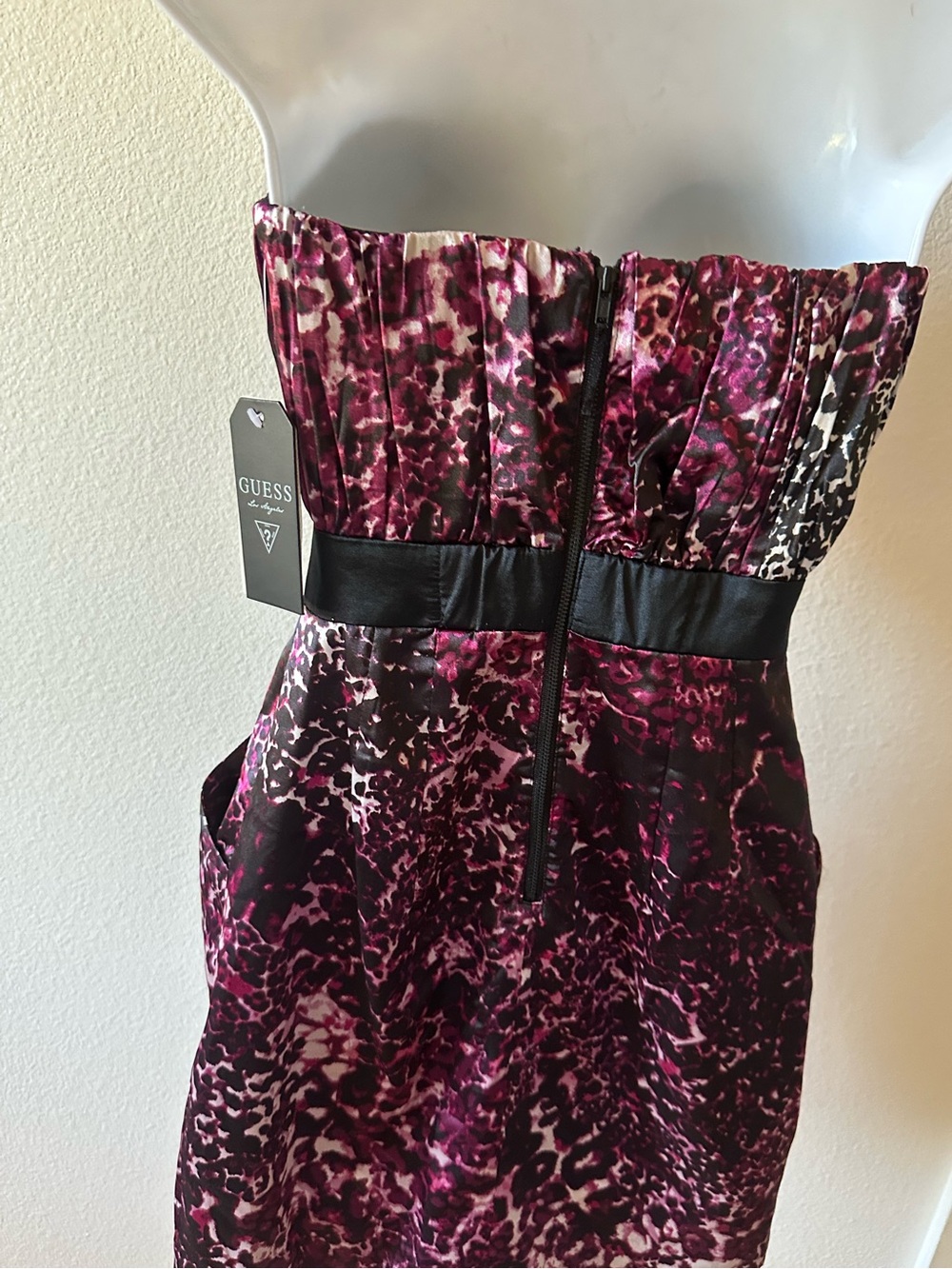 NWT GUESS Charissa Strapless Mini Dress Size 2 - Picture 6 of 7
